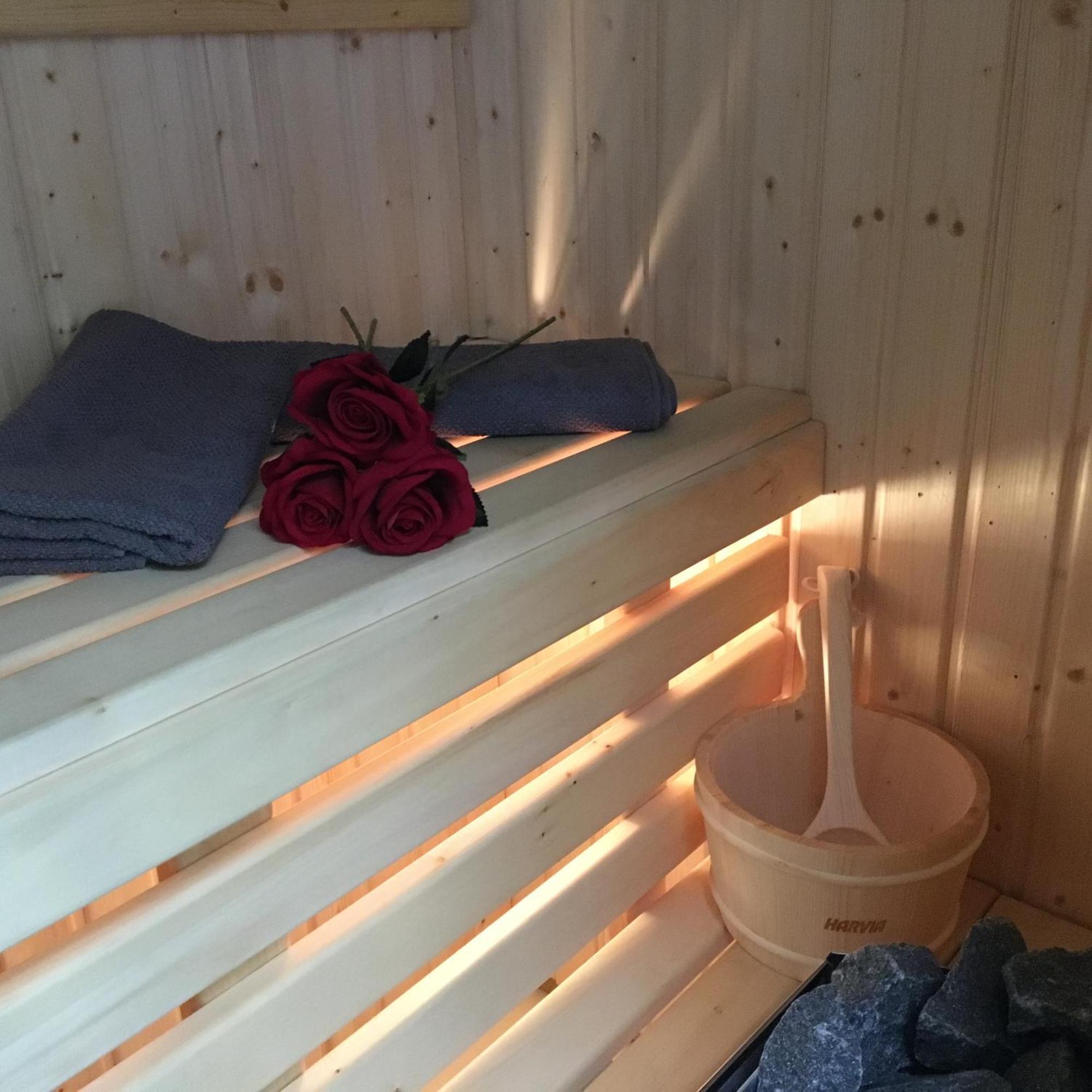Family Sauna Apartments: Downtown Comfort with Private Wellness Kielce Exterior photo